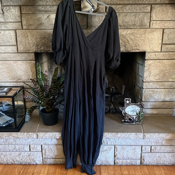 Intimately by Free People Lotta Love Romper gently used black - Picture 5 of 6